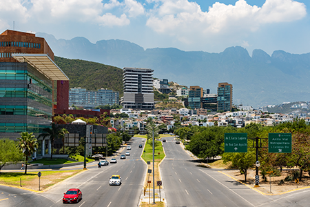 Invertir en el centro de Monterrey | Ubicación Estratégica